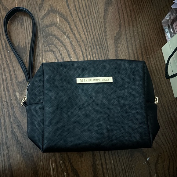 Other - Free ❗️NEW Makeup pouch